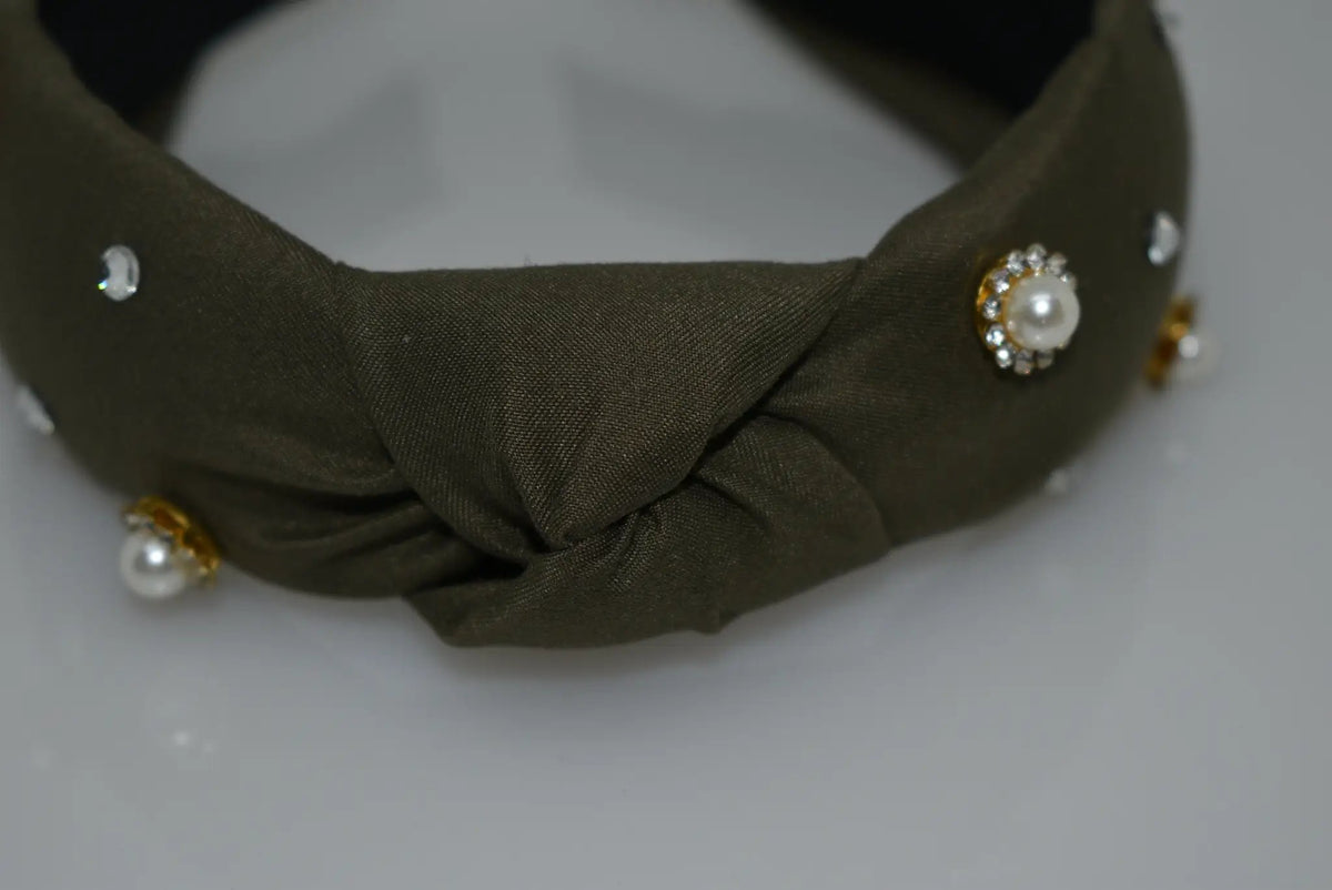 Stunningly Beautiful Jewelled Embellished Headband, Perfect use for all occasions, be it the Prom, a wedding or just because. by Clarissas Boutique