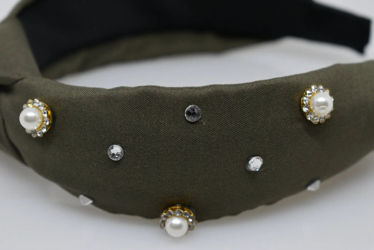 Stunningly Beautiful Jewelled Embellished Headband, Perfect use for all occasions, be it the Prom, a wedding or just because. by Clarissas Boutique